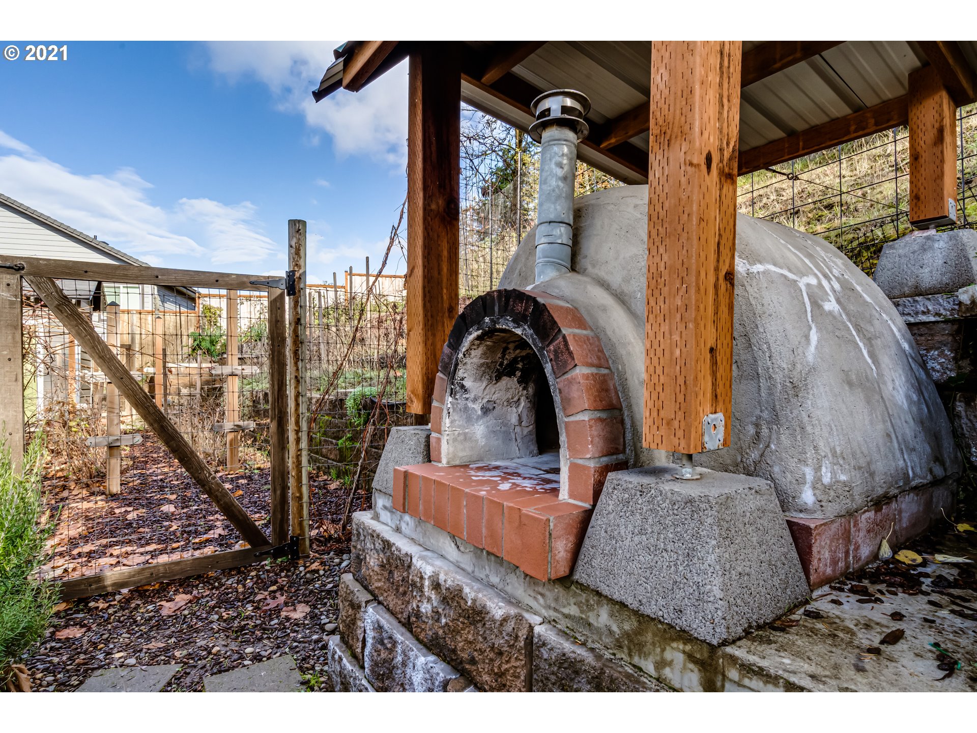 3605 Snowberry Road Eugene, OR 97403 - Photo 31 of 32 Gallery Image 31
