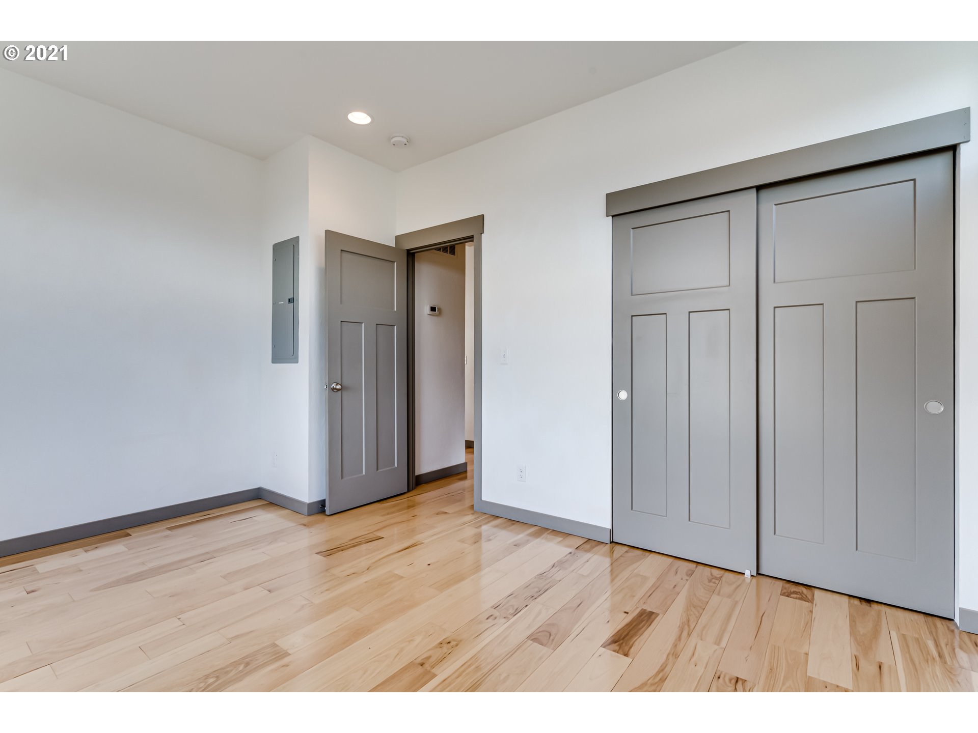 3605 Snowberry Road Eugene, OR 97403 - Photo 9 of 32 Gallery Image 9