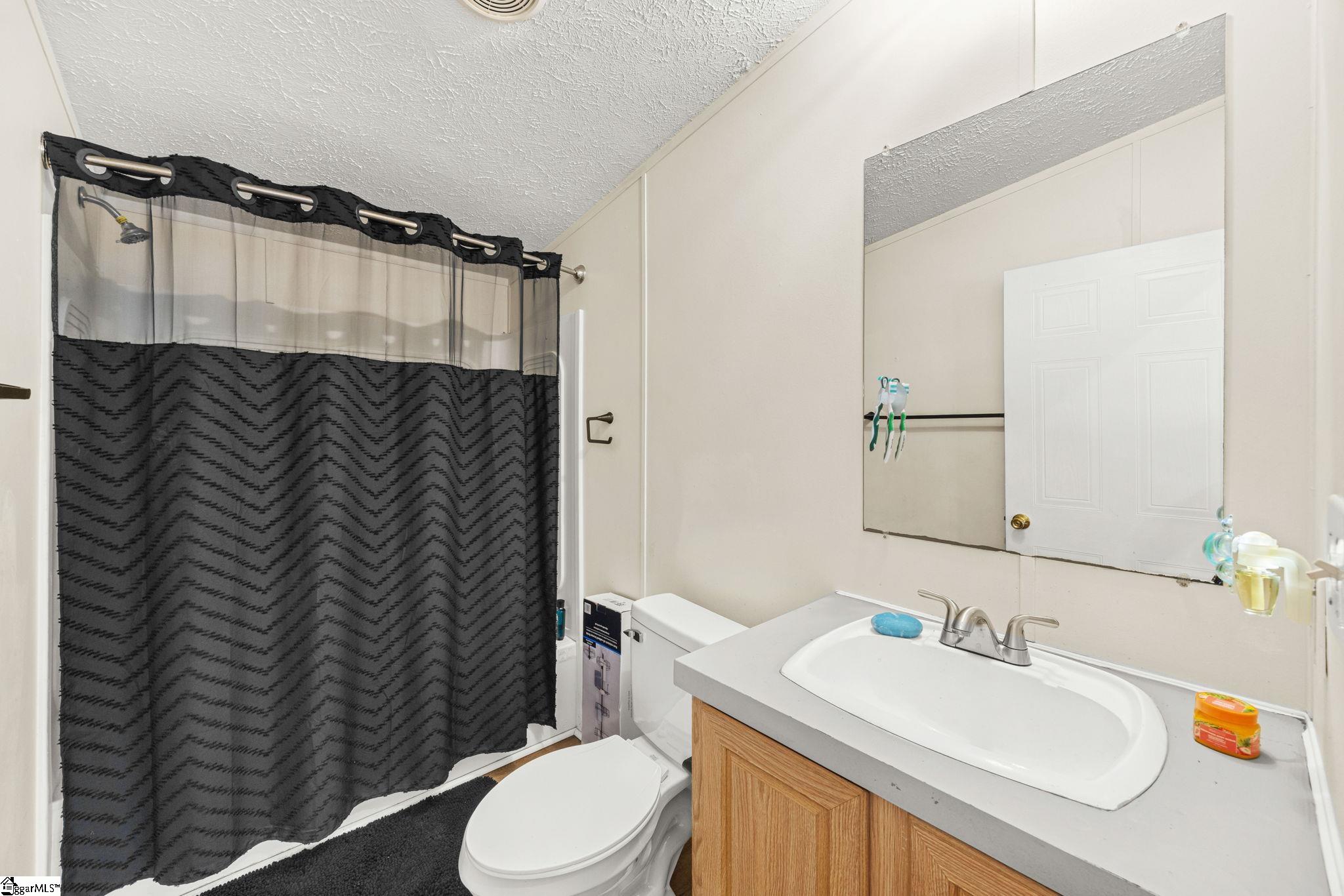 208 Tyler Court Easley, SC 29642 - Photo 13 of 26