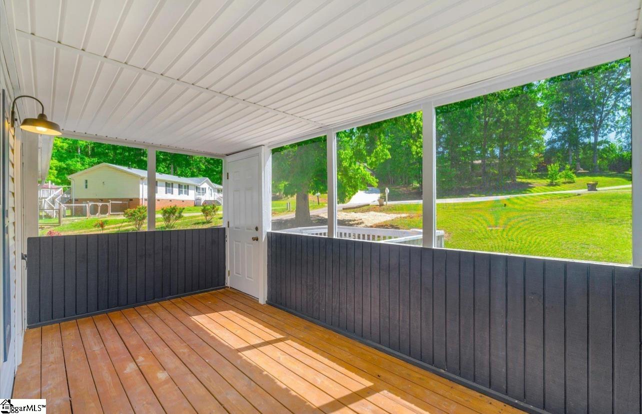 208 Tyler Court Easley, SC 29642 - Photo 2 of 26