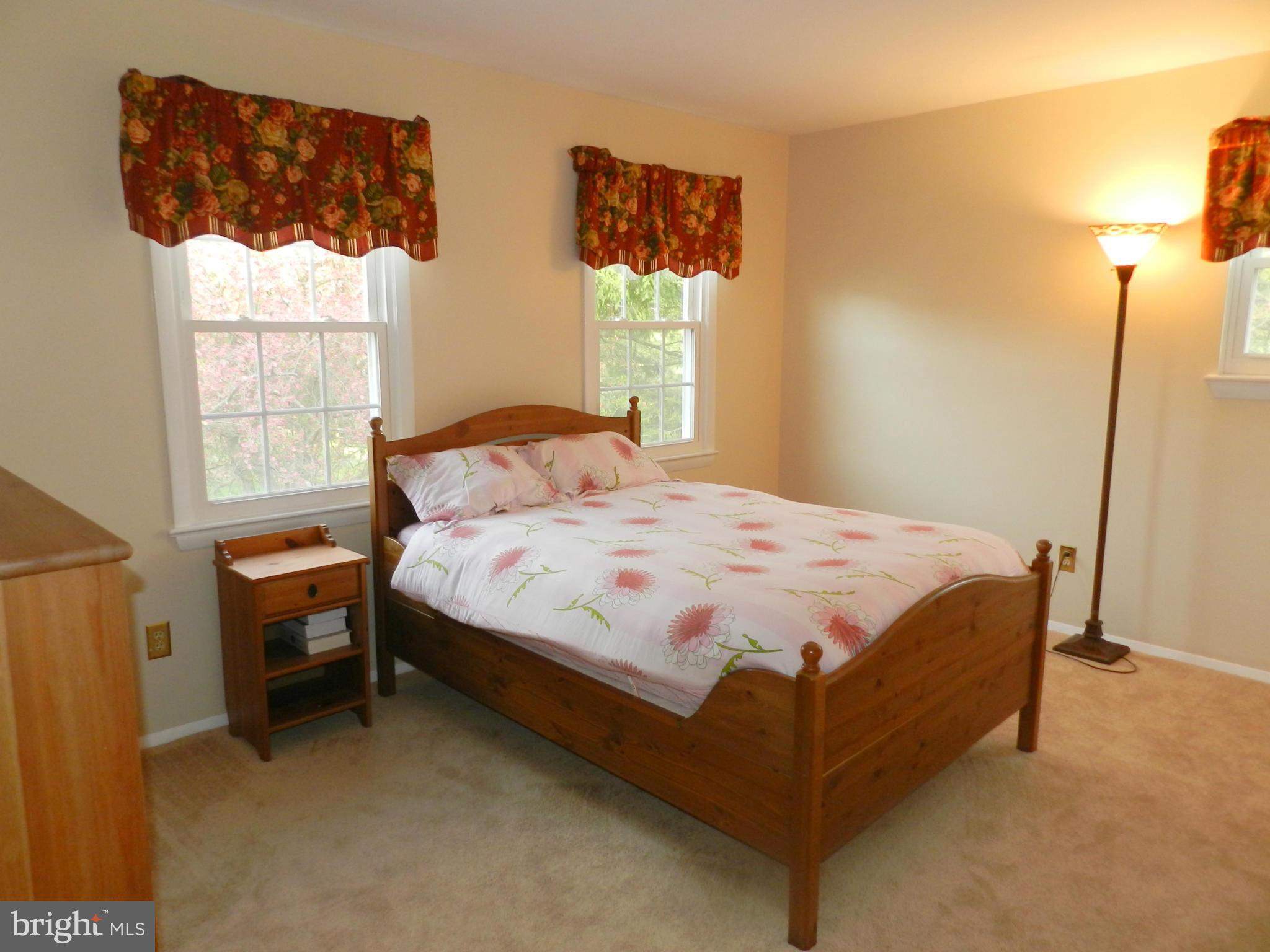 17104 Whites Road Poolesville, MD 20837 - Photo 22 of 30 Bedroom