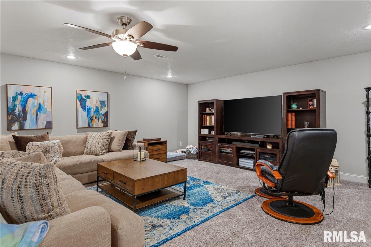 3204 Grassmere Drive Springfield, IL 62711 - Photo 29 of 43