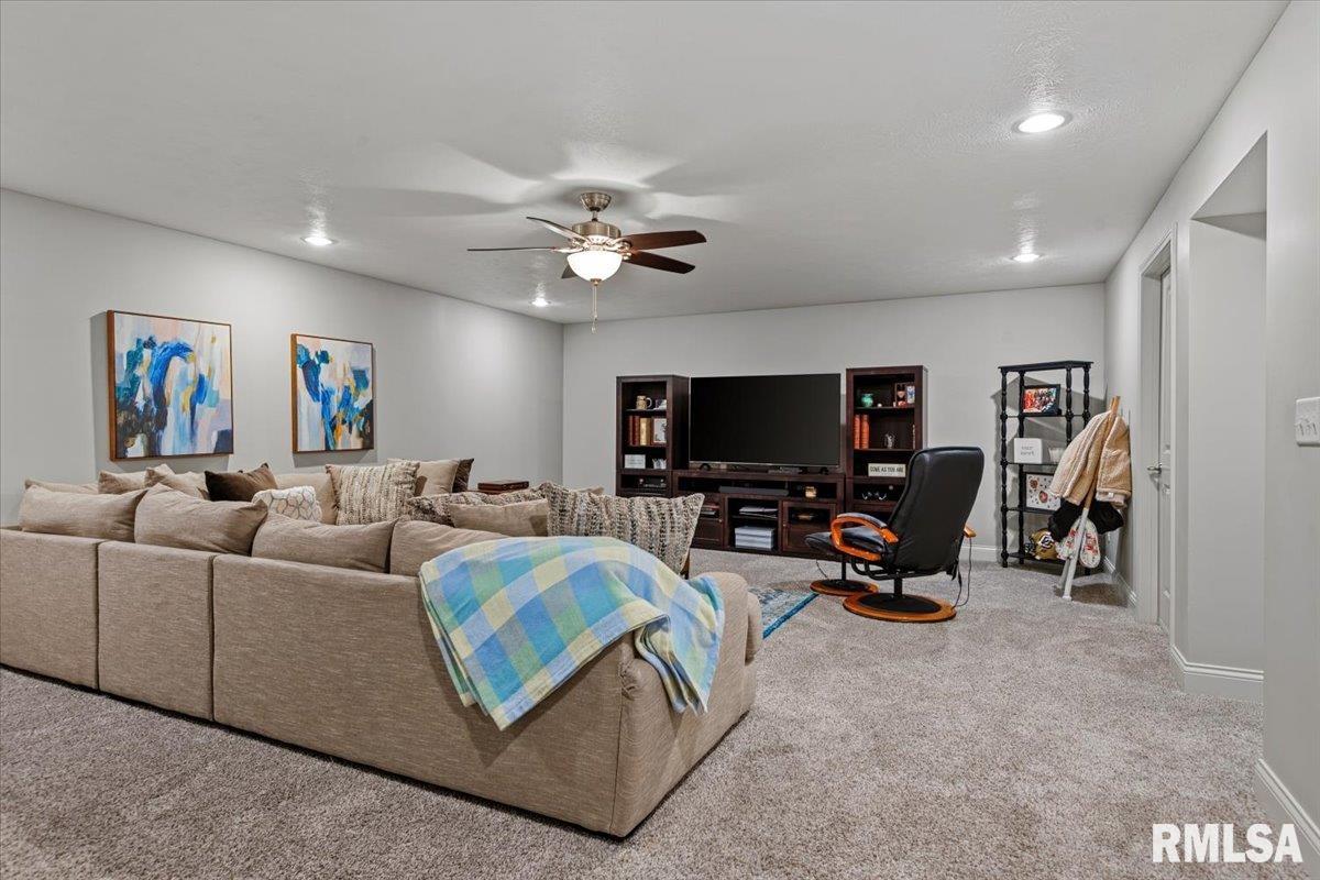 3204 Grassmere Drive Springfield, IL 62711 - Photo 30 of 43