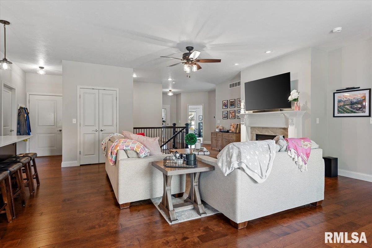 3204 Grassmere Drive Springfield, IL 62711 - Photo 6 of 43