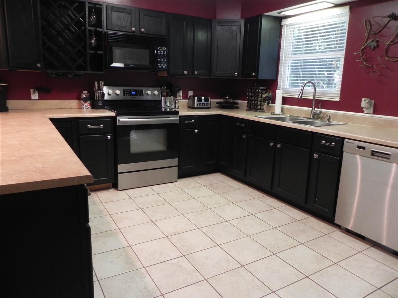 51824 Lilac Road South Bend, IN 46628 - Photo 5 of 29 Gallery Image 5