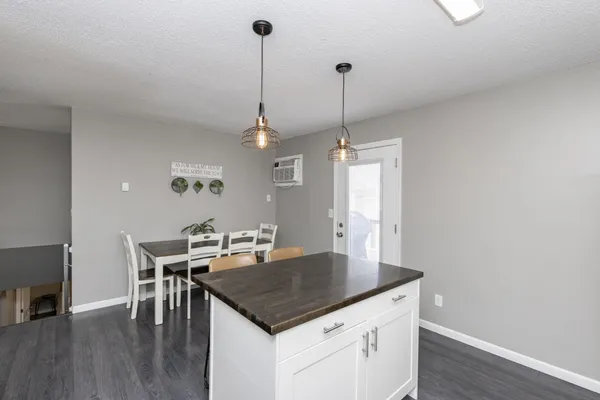 $285,000 | 505 4th Street East, Horace, ND 58047