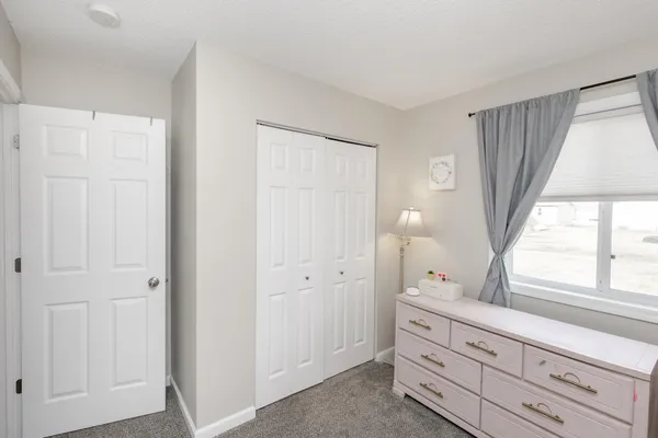 $285,000 | 505 4th Street East, Horace, ND 58047