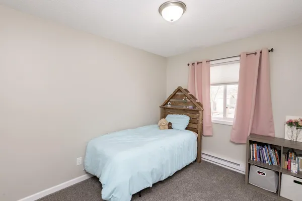 $285,000 | 505 4th Street East, Horace, ND 58047