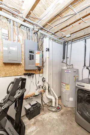 $285,000 | 505 4th Street East, Horace, ND 58047