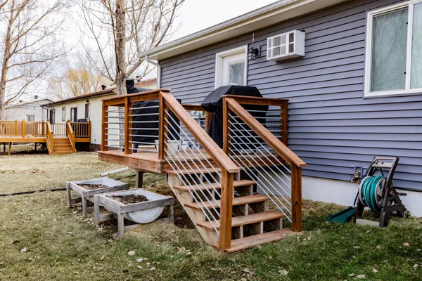 $285,000 | 505 4th Street East, Horace, ND 58047