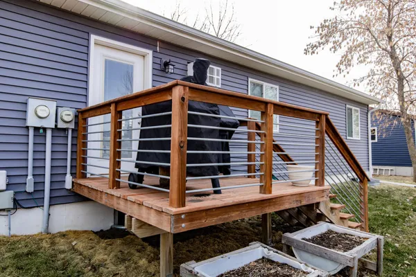 $285,000 | 505 4th Street East, Horace, ND 58047