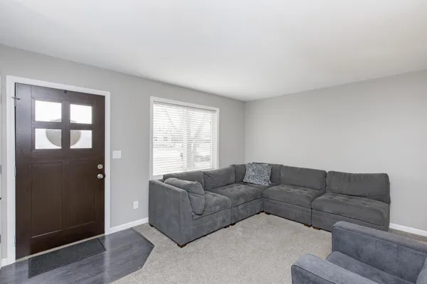 $285,000 | 505 4th Street East, Horace, ND 58047