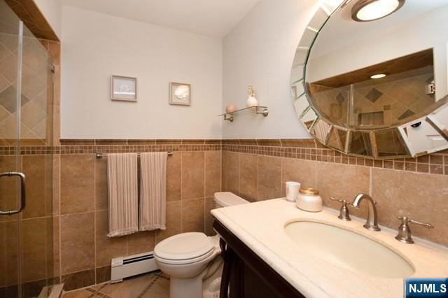 11 South Maple Avenue, Unit 11B Park Ridge, NJ 07656 - Photo 15 of 19
