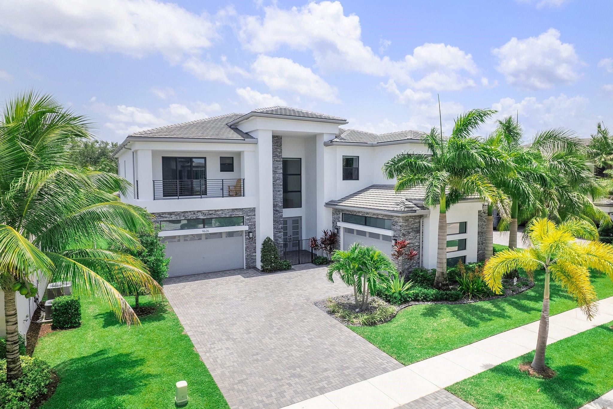 9626 Vescovato Way Boca Raton, FL 33496 - Photo 4 of 72 view of four car garage