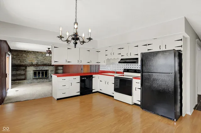 $374,000 | 10020 Holaday Drive West, Carmel, IN 46032