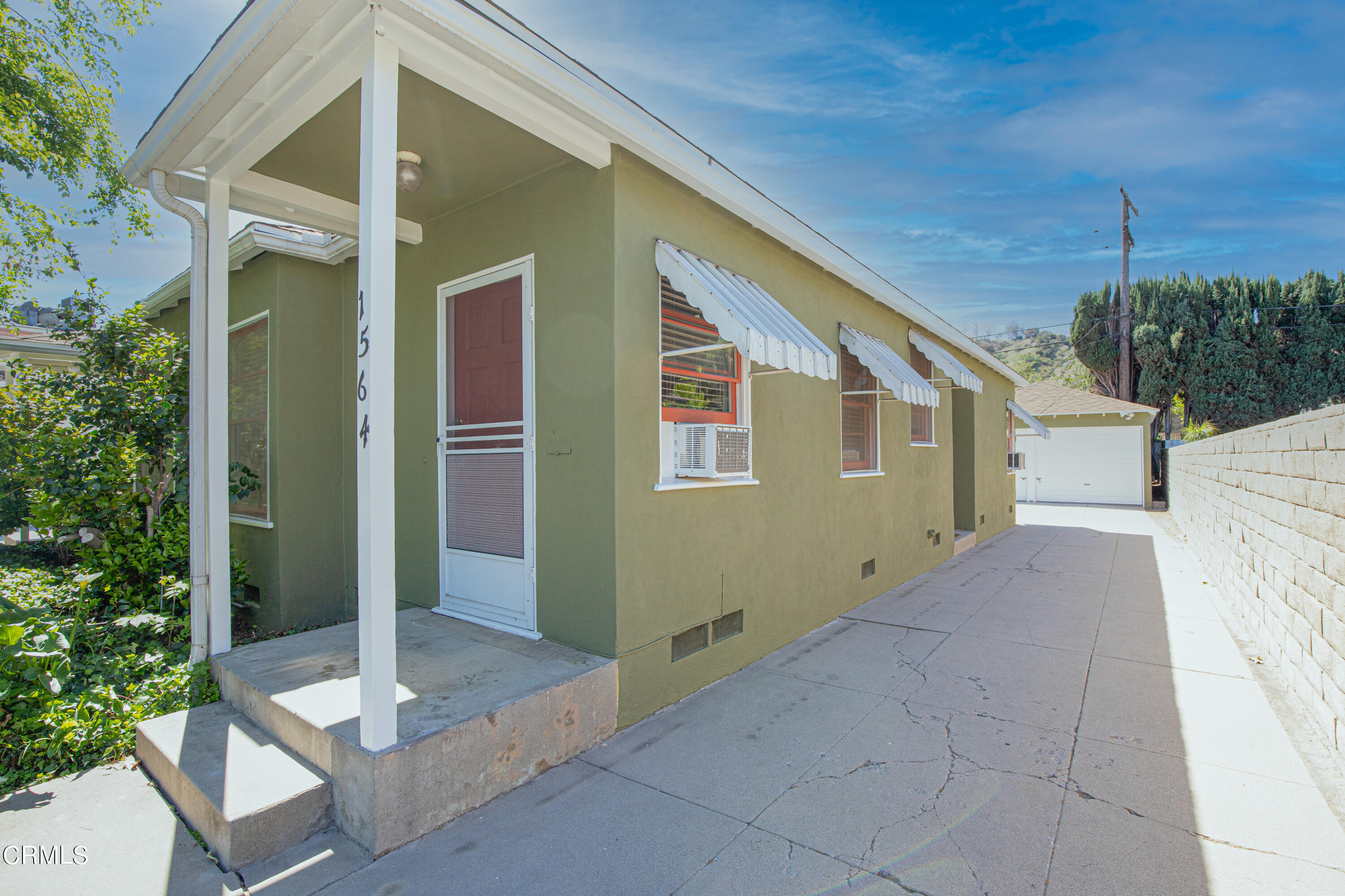 1564 Riverside Drive Glendale, CA 91201 - Photo 2 of 22 a view of backyard with patio