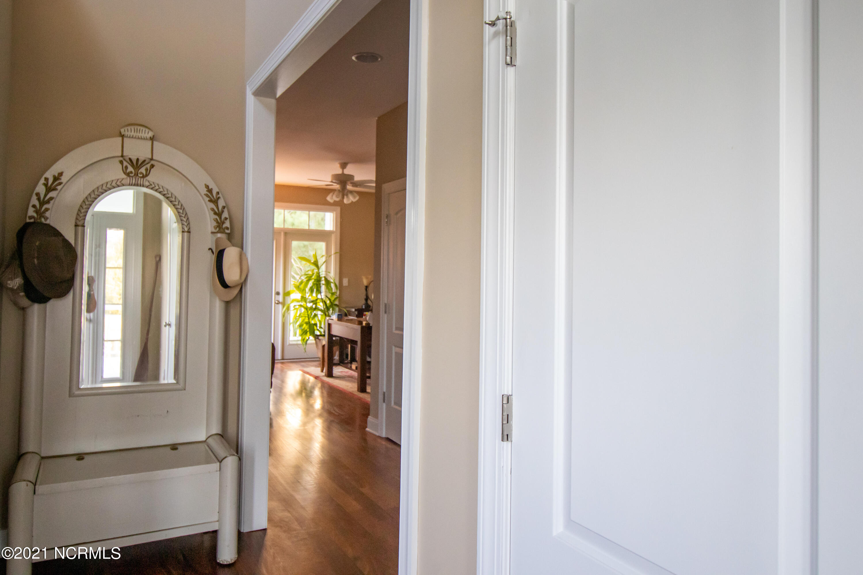 524 White Picket Way Holly Ridge, NC 28445 - Photo 7 of 43 Foyer