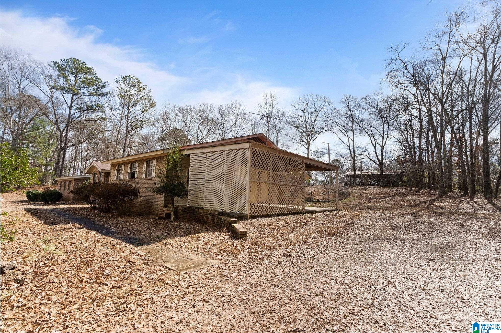 3926 County Road 37 Clanton, AL 35045 - Photo 3 of 42