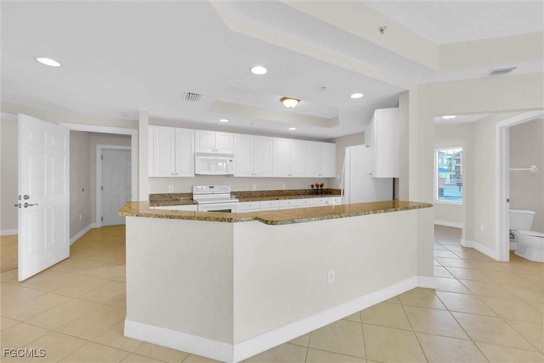 2745 First Street, Unit 405 Fort Myers, FL 33916 - Photo 2 of 34