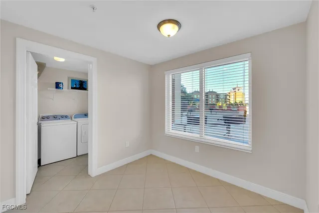 $284,900 | 2745 First Street, Unit 405, Fort Myers, FL 33916