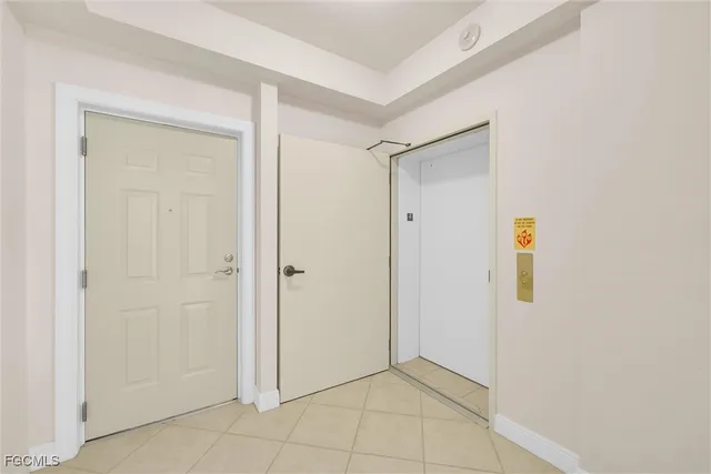 $284,900 | 2745 First Street, Unit 405, Fort Myers, FL 33916