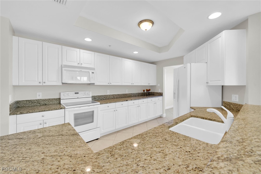 2745 First Street, Unit 405 Fort Myers, FL 33916 - Photo 3 of 34