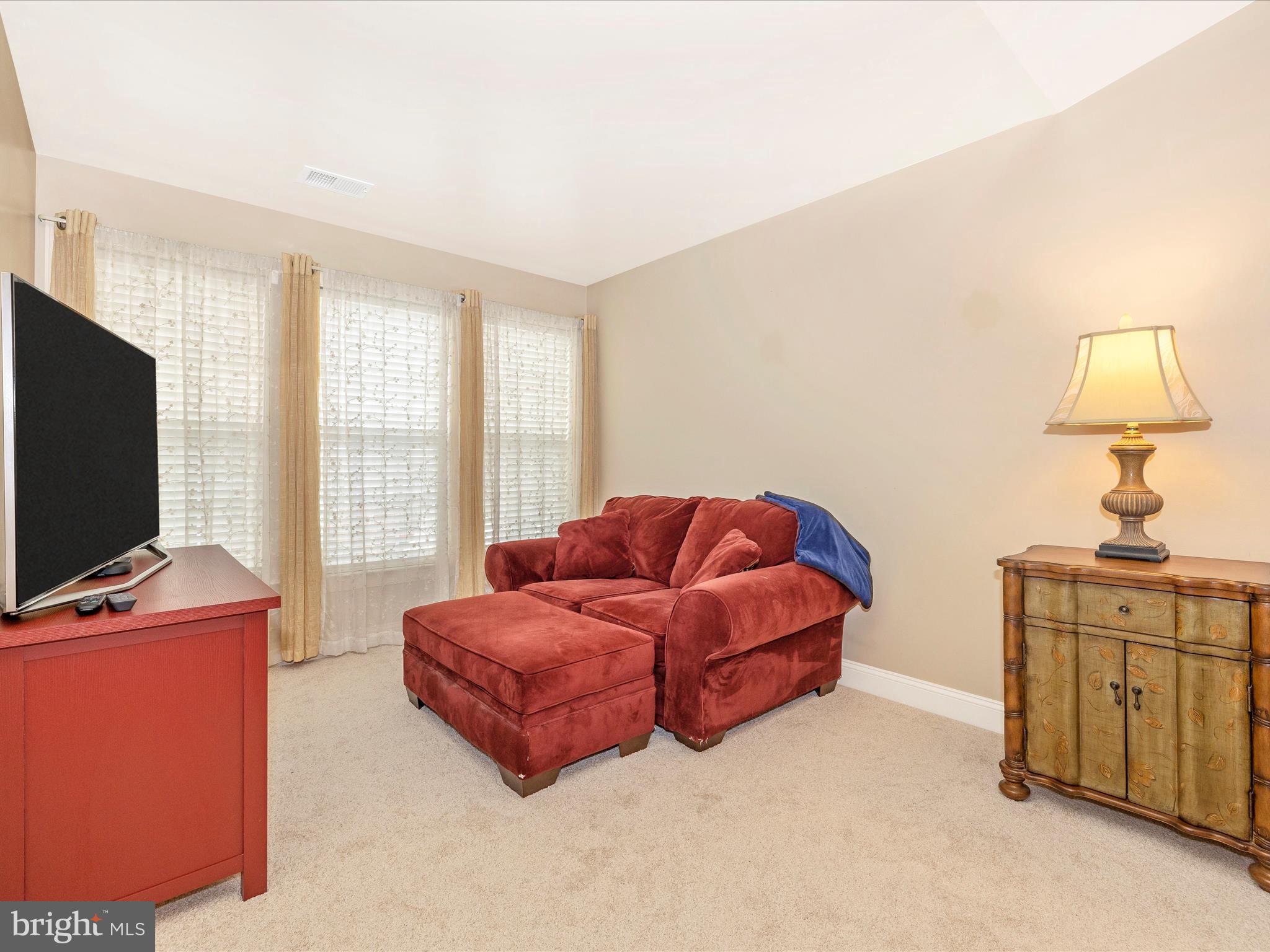 1731 Derrs Square West Frederick, MD 21701 - Photo 24 of 53 Master sitting room
