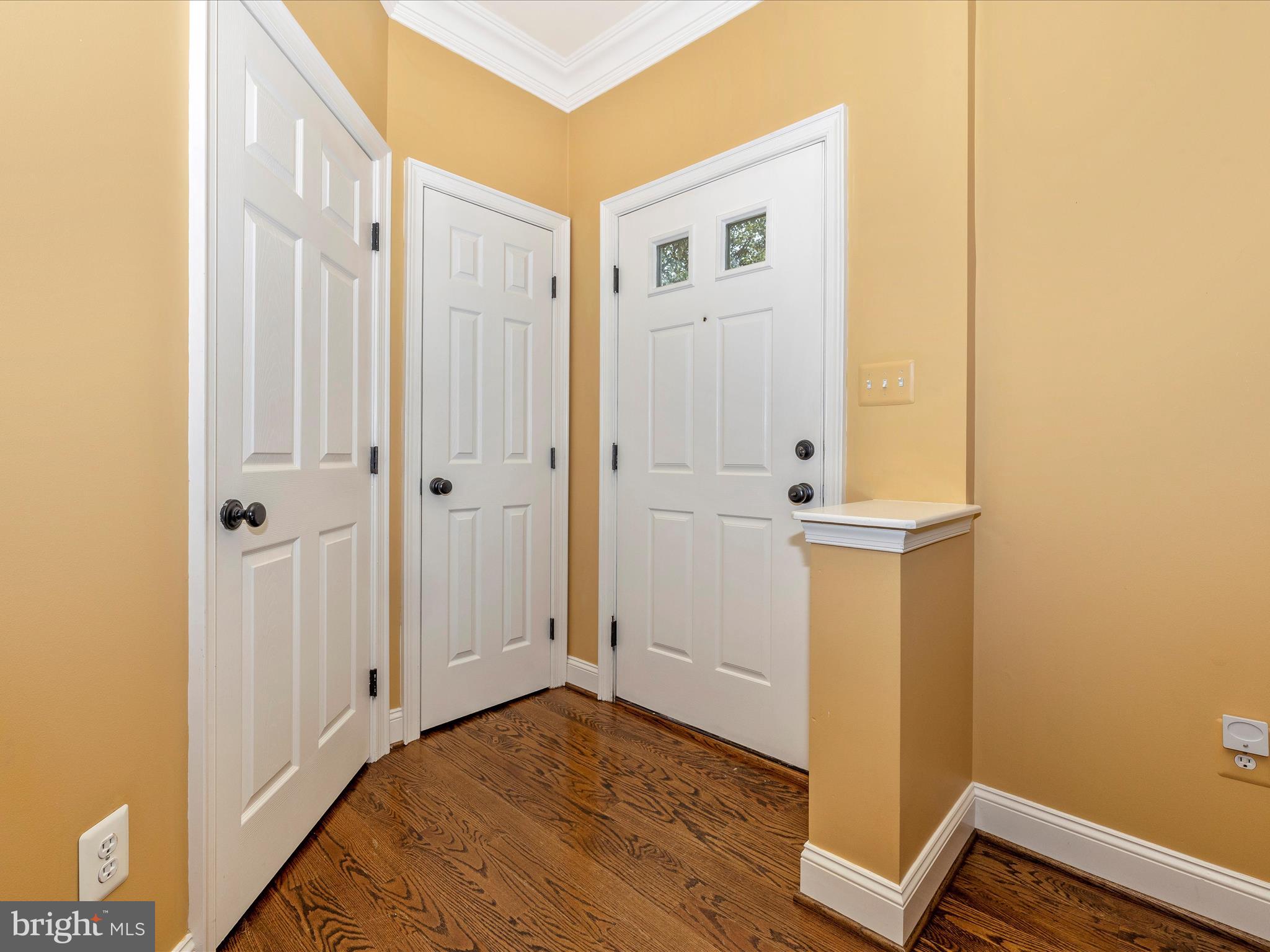 1731 Derrs Square West Frederick, MD 21701 - Photo 3 of 53 Entry is warm and welcoming