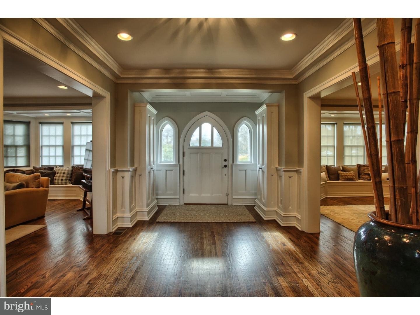 321 Old Gulph Road Wynnewood, PA 19096 - Photo 3 of 25 Foyer