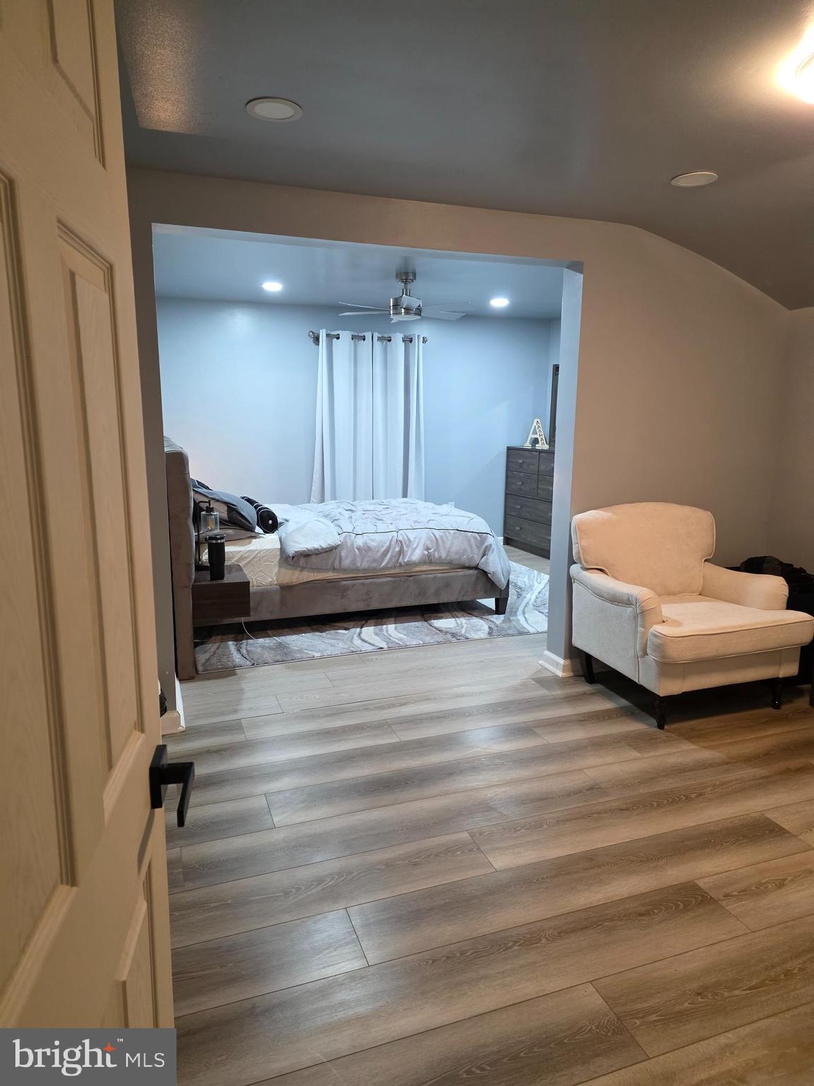 1407 Adamsview Road Baltimore, MD 21228 - Photo 17 of 40