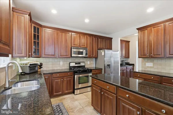 $750,000 | 4218 Talon Drive, Dumfries, VA 22025
