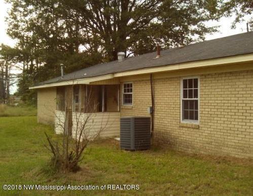 17 James Road Mound Bayou, MS 38762 - Photo 2 of 8 2