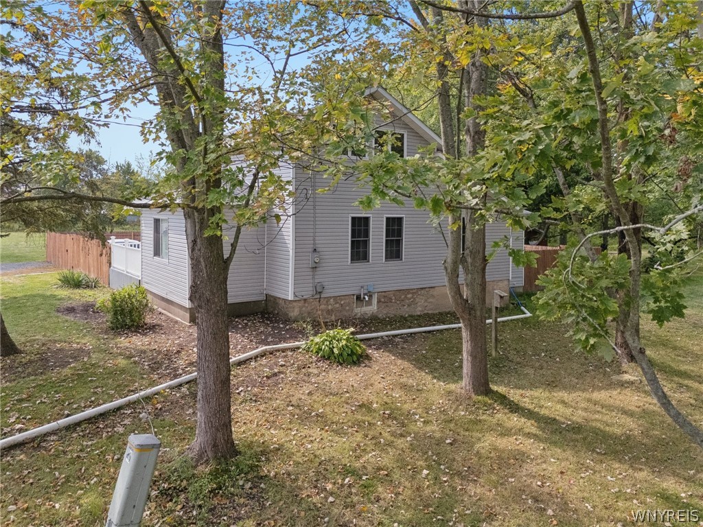 8420 Akron Road Royalton, NY 14094 - Photo 28 of 46