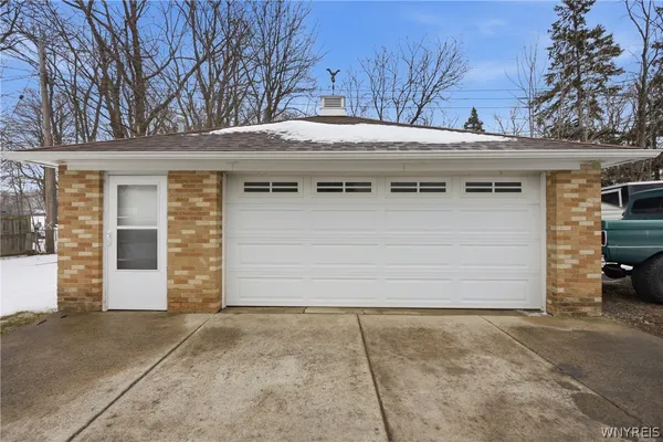 $2,500 | 3667 Fuller Avenue, Hamburg, NY 14219