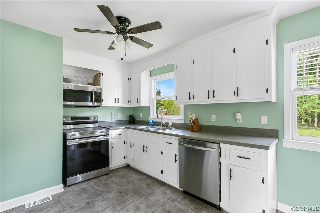 7351 Baxter Road Disputanta, VA 23842 - Photo 8 of 22 Gallery Image 8