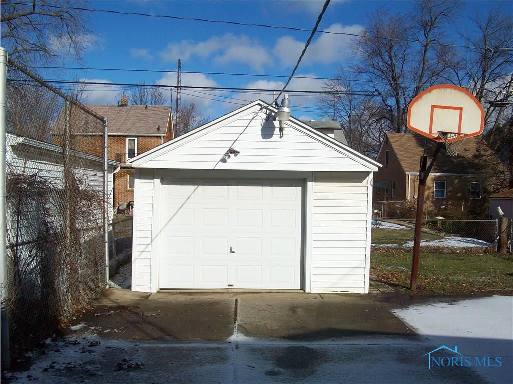 720 Waybridge Road Toledo, OH 43612 - Photo 12 of 13 Gallery Image 12