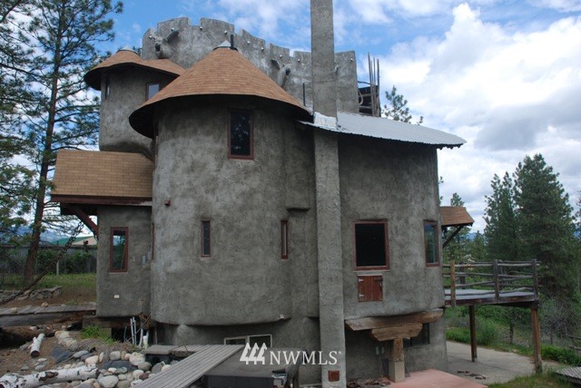 91 Horizon Flat Road Winthrop, WA 98862 - Photo 2 of 15 Gallery Image 2