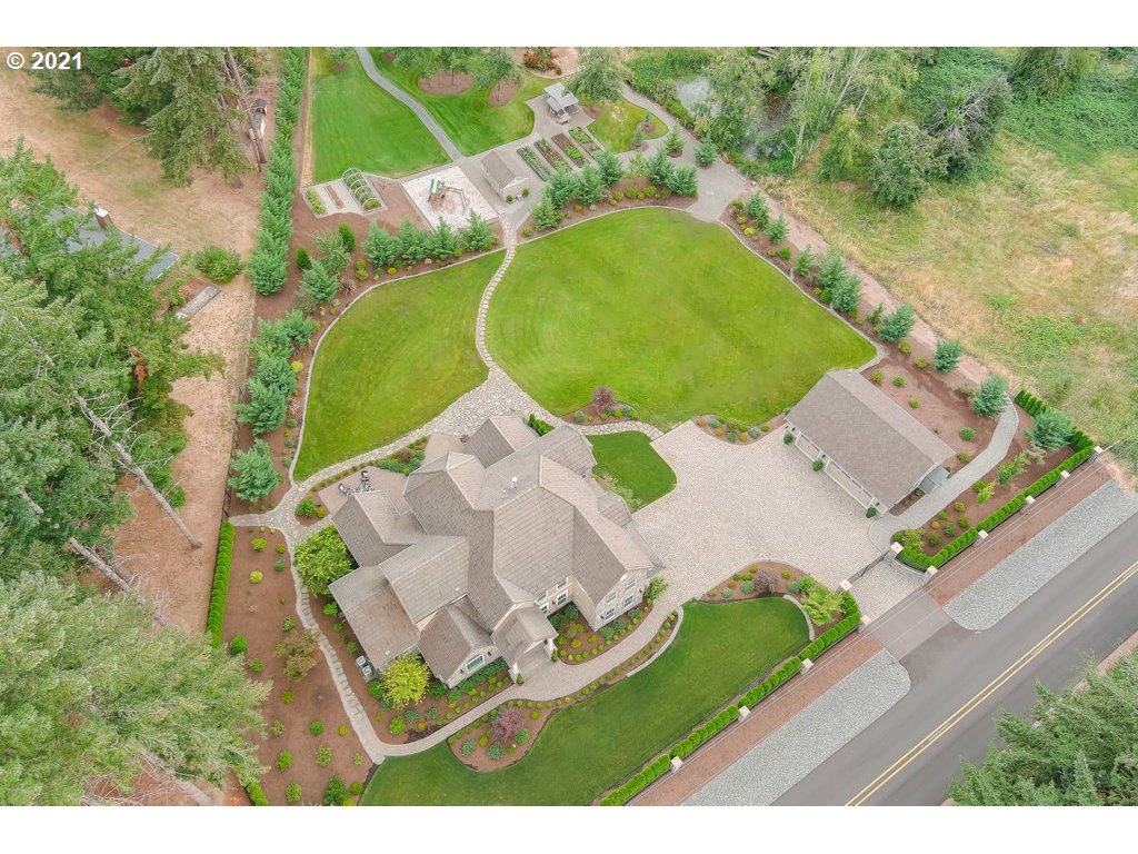 21892 South Ferguson Road Beavercreek, OR 97004 - Photo 5 of 32 an aerial view of a swimming pool