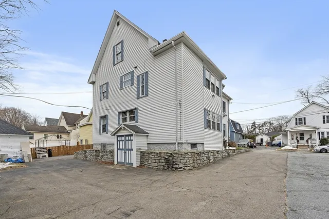 $565,000 | 18-20 Haynes Court, Leominster, MA 01453