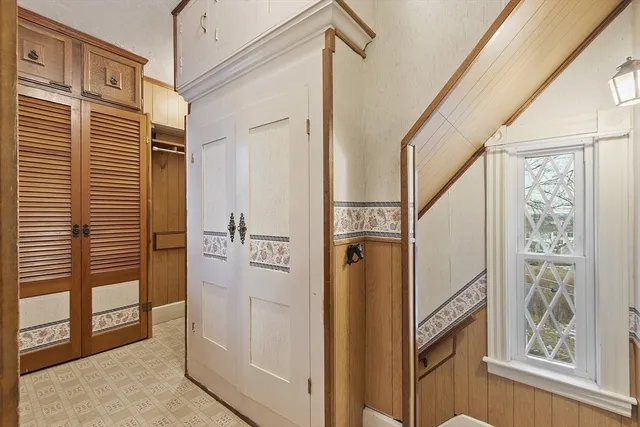 $565,000 | 18-20 Haynes Court, Leominster, MA 01453