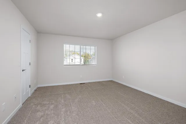 $408,900 | 724 Spruce Street North, Cambridge, MN 55008