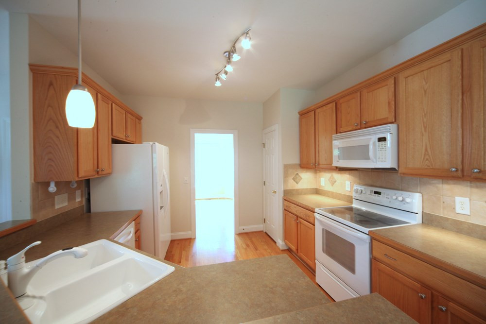 104 Rushing Wind Way Apex, NC 27502 - Photo 8 of 25 Kitchen