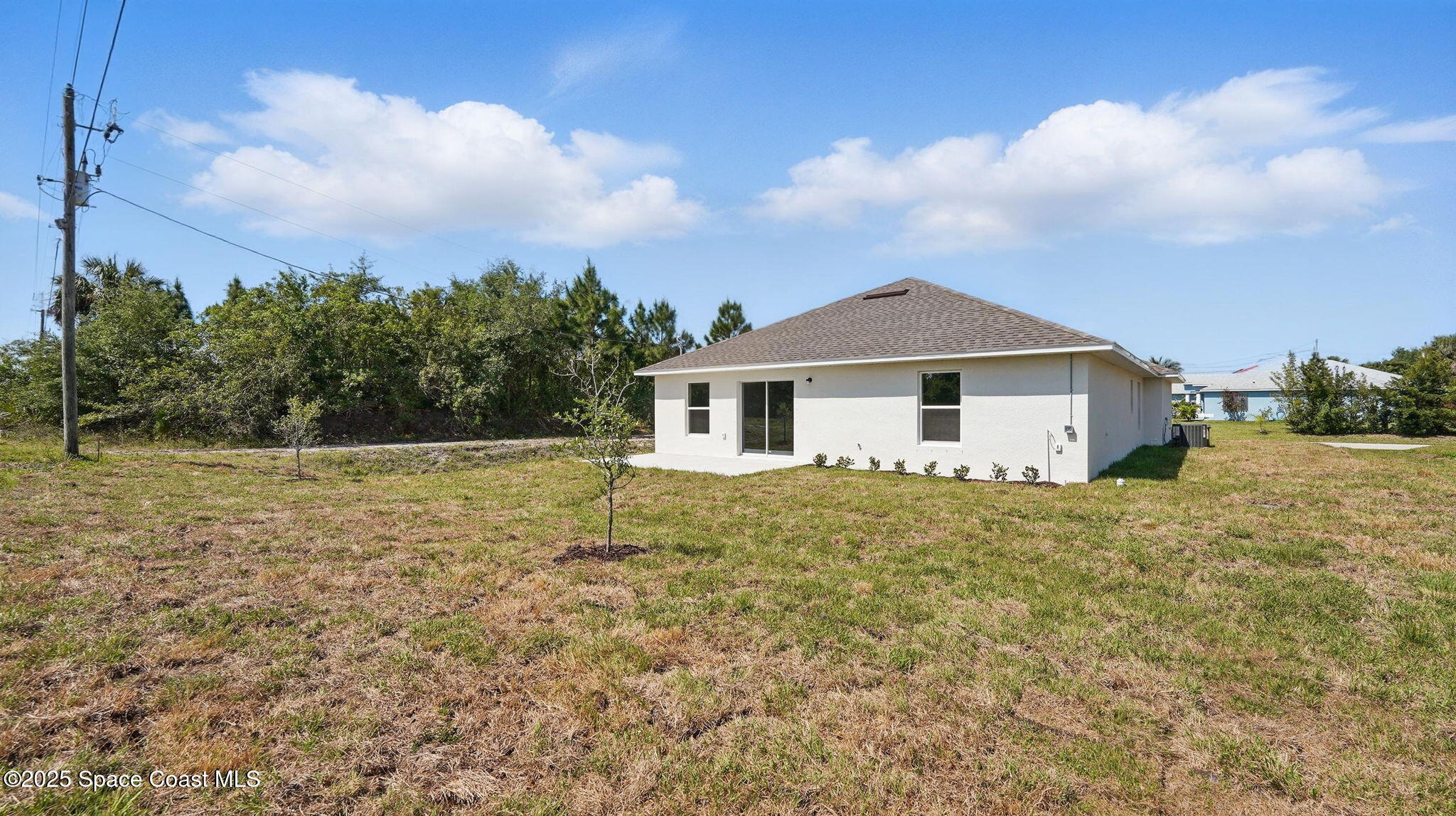 298 Wendover Road Southwest Palm Bay, FL 32908 - Photo 7 of 33 25-web-or-mls-Photo_035