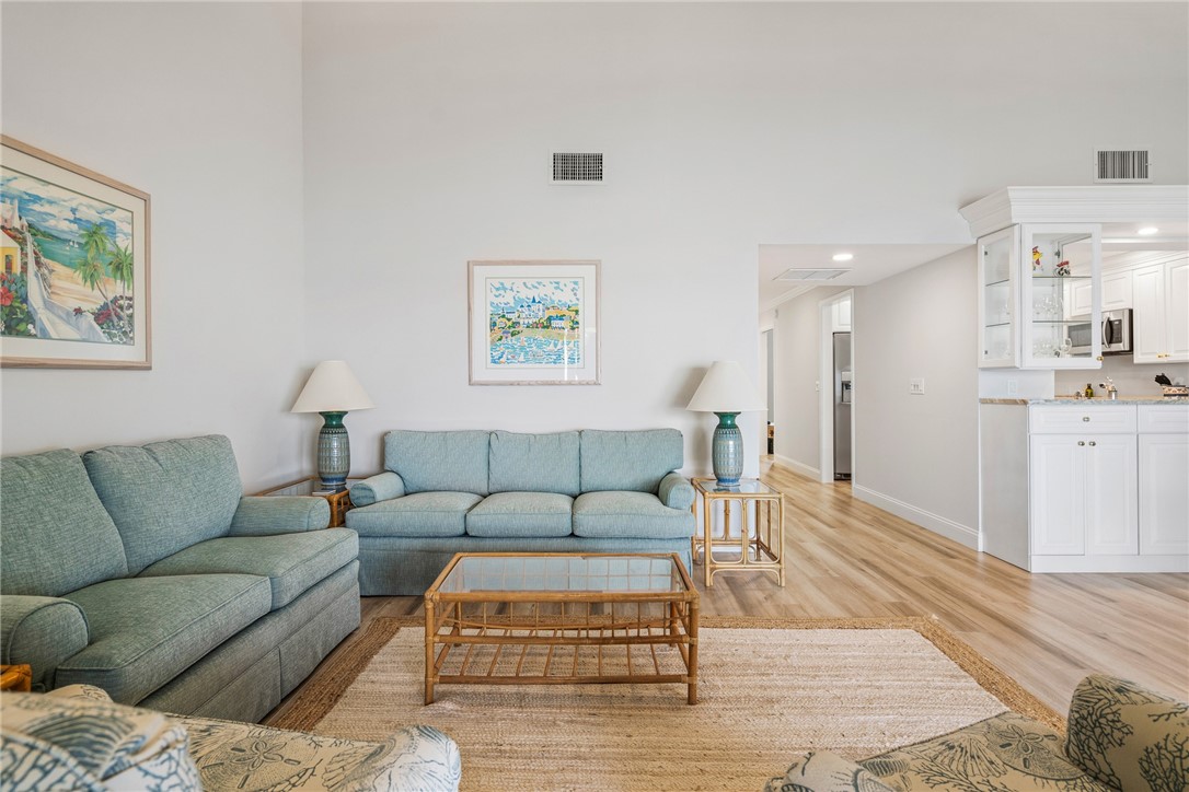1001 Bay Road, Unit 308 Vero Beach, FL 32963 - Photo 6 of 27 Gallery Image 6