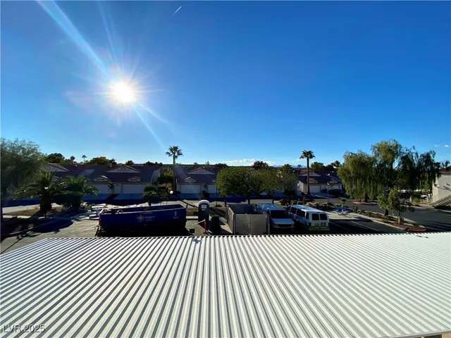 $215,000 | 855 North Stephanie Street, Unit 2722, Henderson, NV 89014