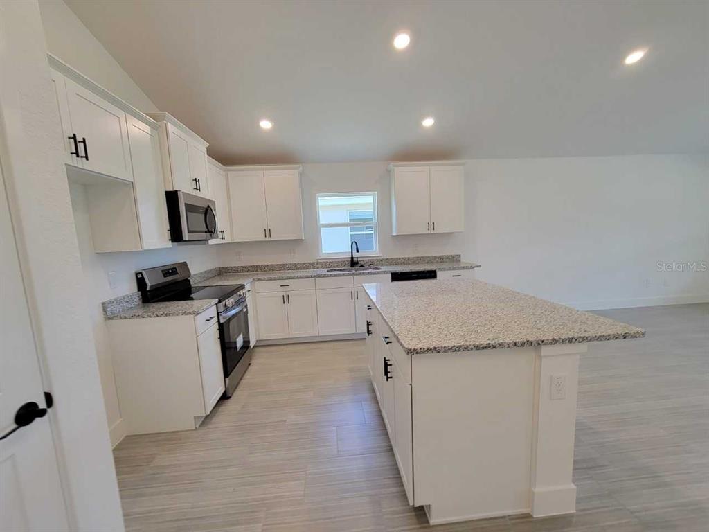 4386 Southwest 92nd Pl Road Ocala, FL 34476 - Photo 8 of 40