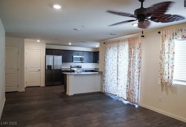 $1,995 | 2765 Frosted Teal Avenue, North Las Vegas, NV 89086