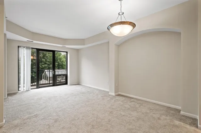 $1,900 | 500 East Grant Street, Unit 209, Minneapolis, MN 55404