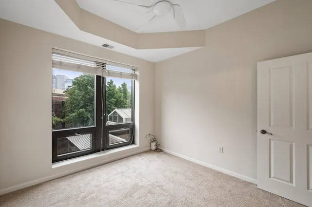 $1,900 | 500 East Grant Street, Unit 209, Minneapolis, MN 55404