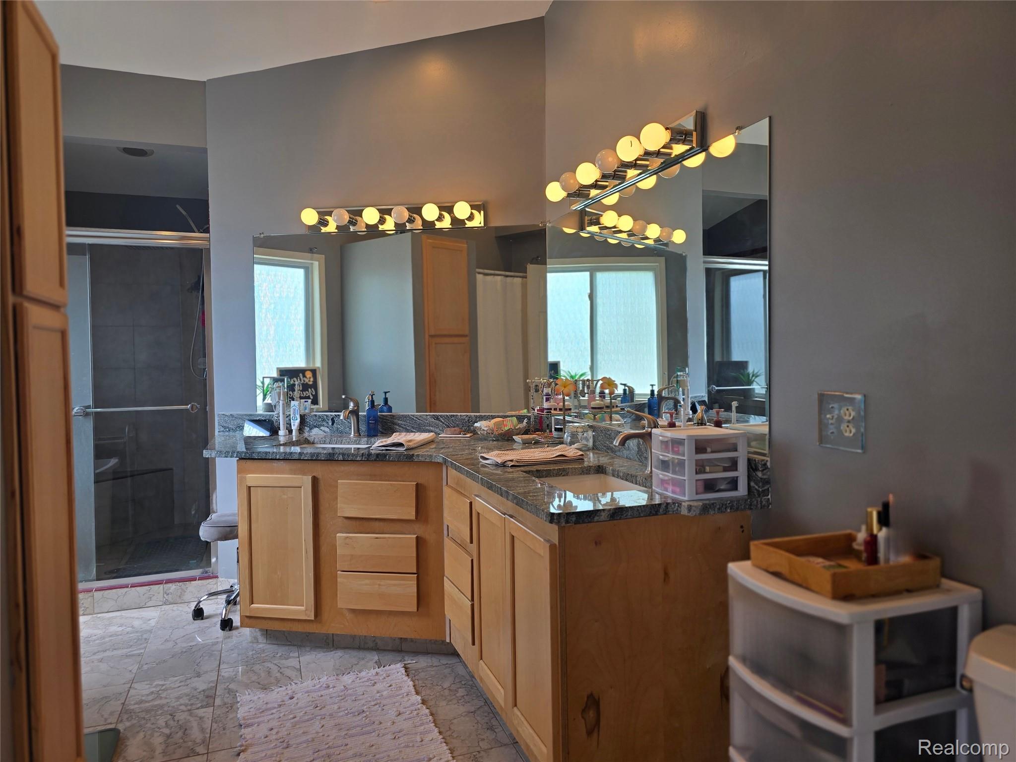 135 North Haven Street Novi, MI 48377 - Photo 20 of 36 19.jpg